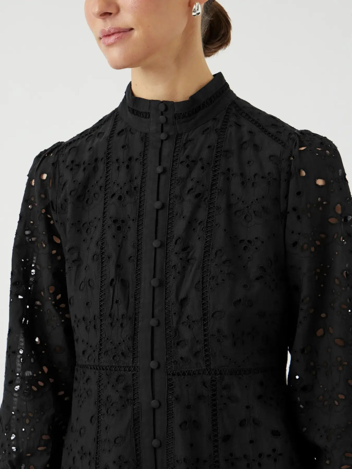 Alessia Kjole - Black Y.A.S