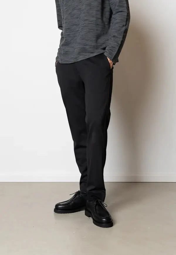 Brendon Bukse - Black Clean Cut Copenhagen