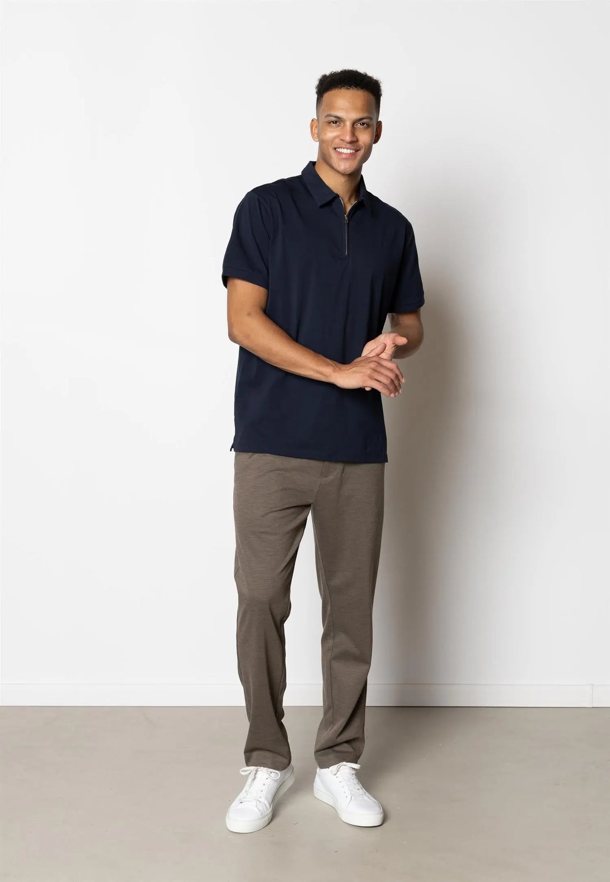 Brendon Bukse - Dark Khaki Clean Cut Copenhagen