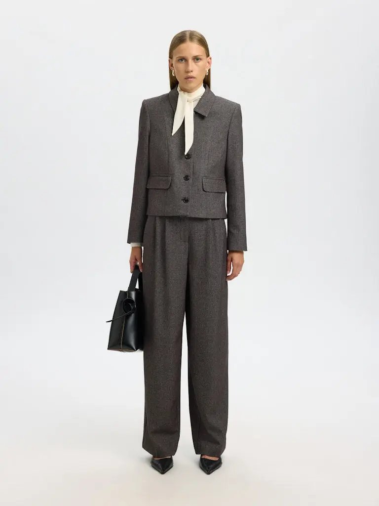 Camilla Blazer Short - Black Detail/Structure Selected Femme