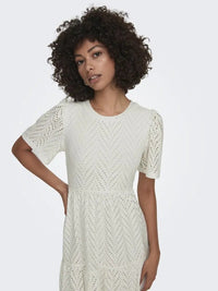 Carla Cathinka Kjole - Cloud Dancer JDY