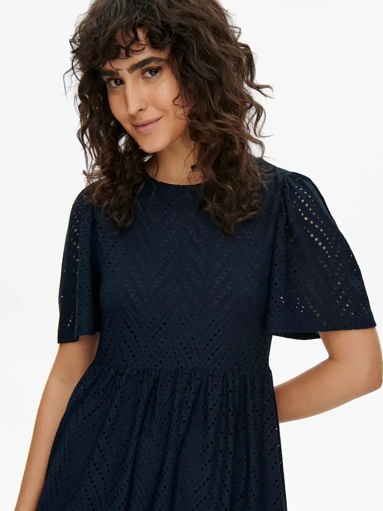 Carla Cathinka Kjole - Sky Captain JDY