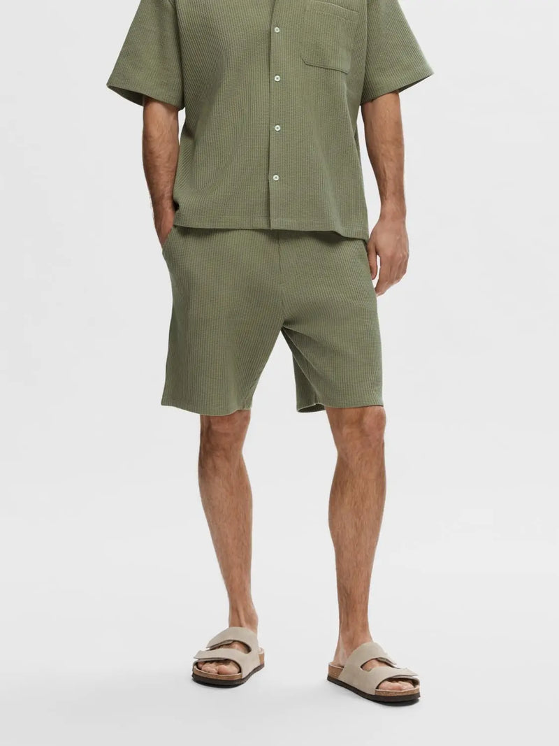 Casper Waffle Loose Shorts - Vetiver Selected Homme