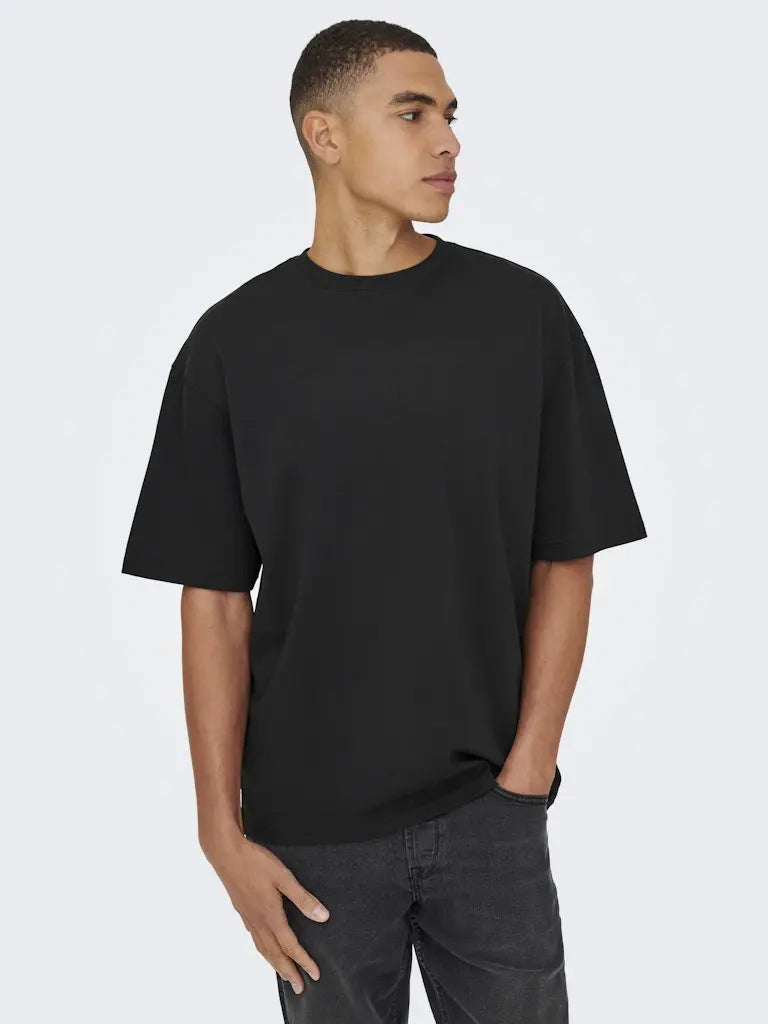 Caspian Boxfit T-Skjorte - Black Only & Sons