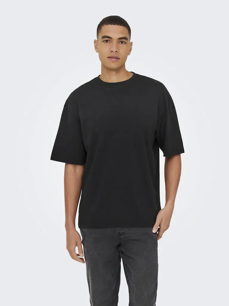 Caspian Boxfit T-Skjorte - Black Only & Sons