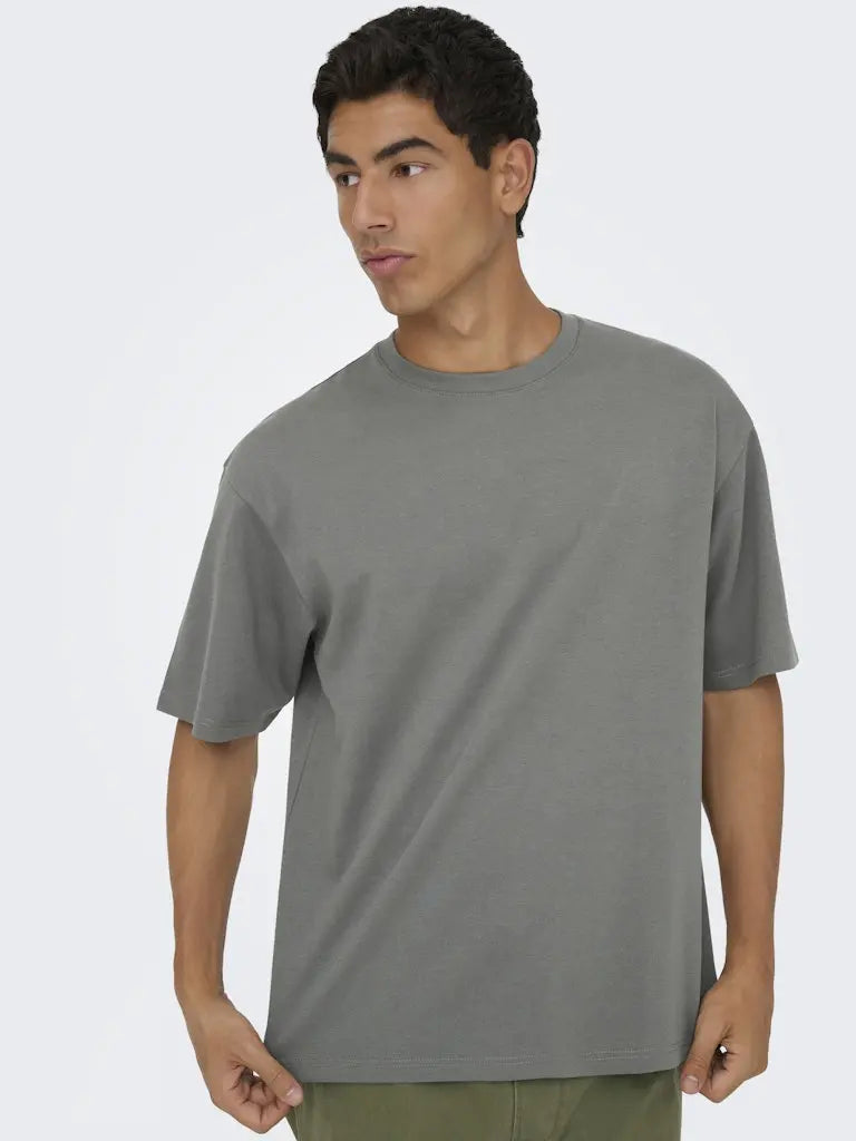 Caspian Boxfit T-Skjorte - Castor Grey Only & Sons