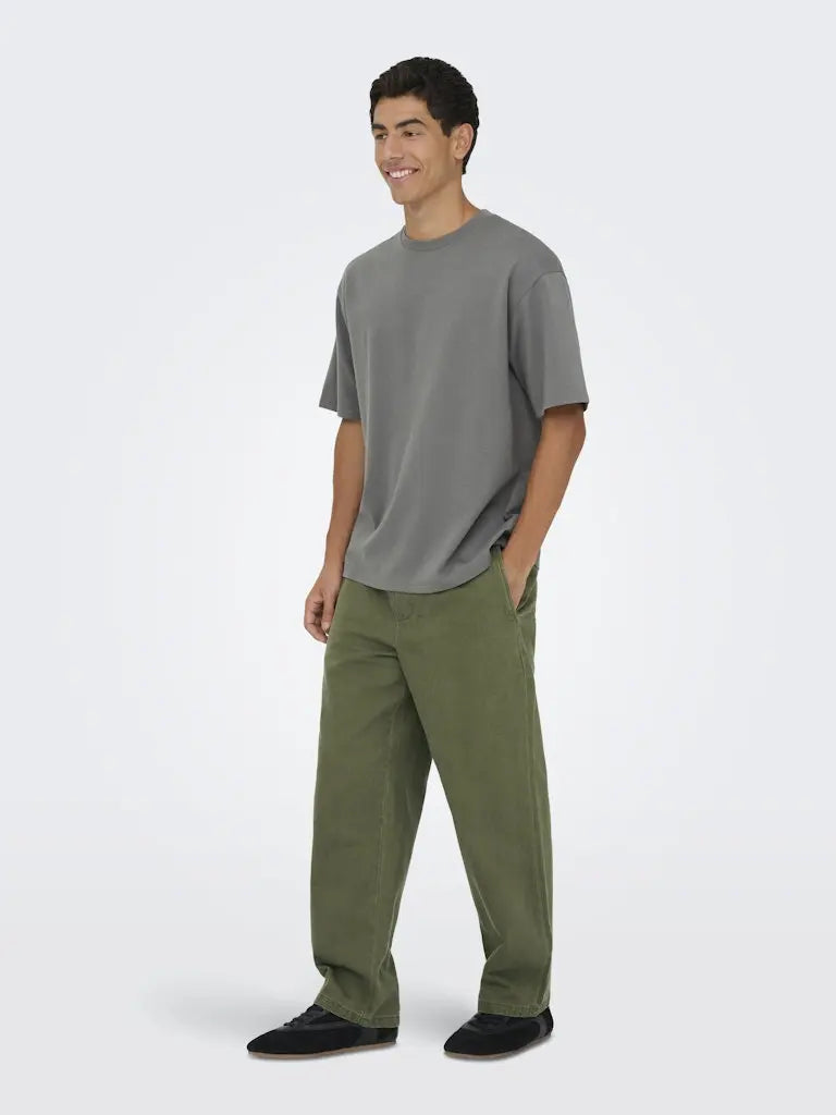 Caspian Boxfit T-Skjorte - Castor Grey Only & Sons