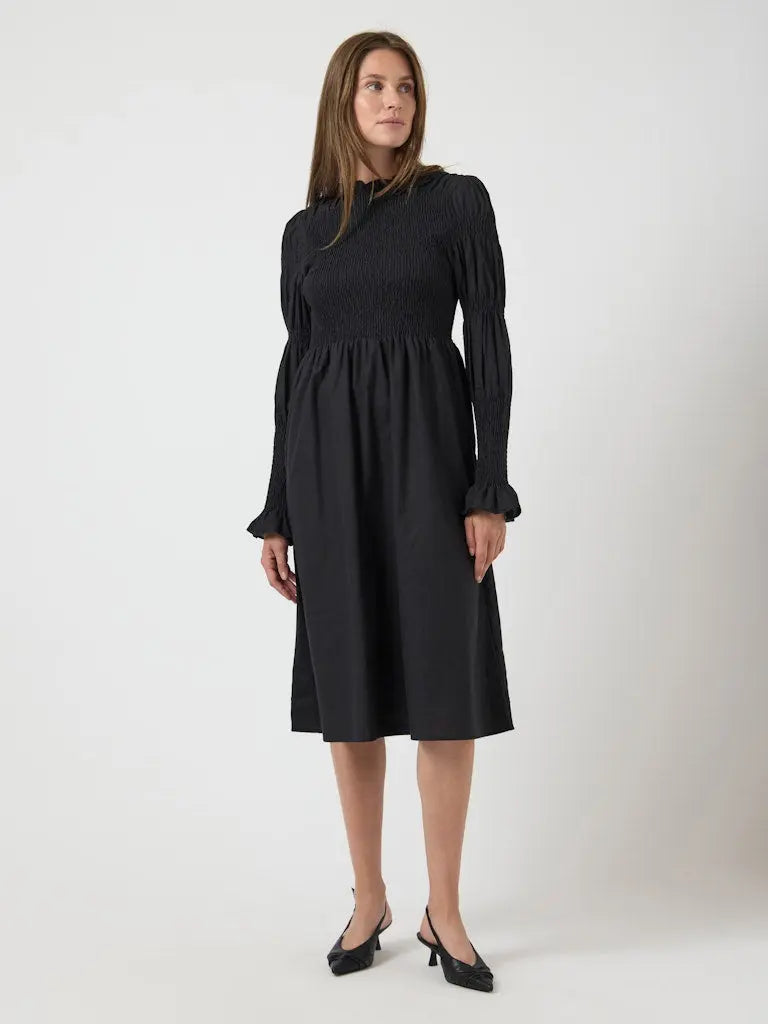 Chemma Smock Kjole - Black Y.A.S