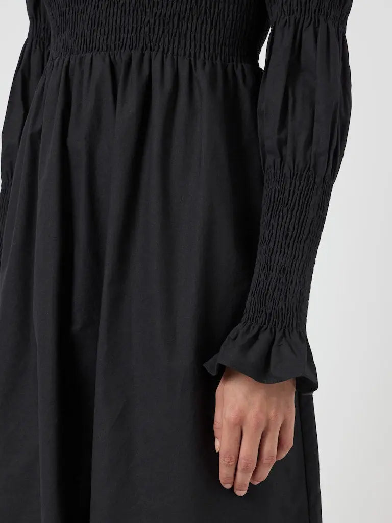 Chemma Smock Kjole - Black Y.A.S