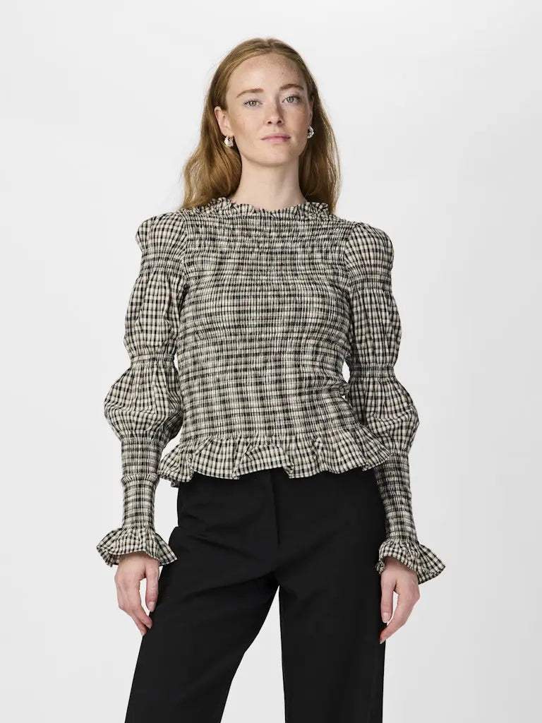 Chemma Smock Top - Black Y.A.S