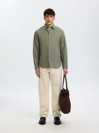 Claus Clay Regular Linskjorte - Vetiver Selected Homme