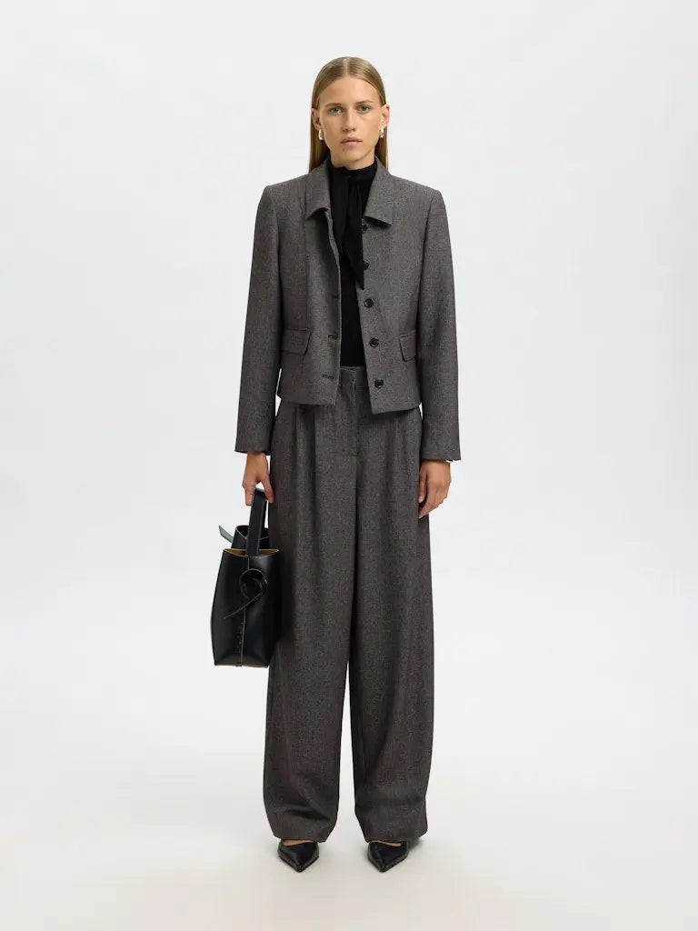 Lina Høyhalset Genser - Black Selected Femme