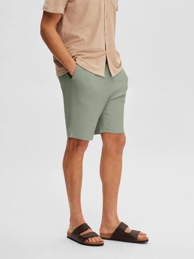 Loose Plissé Shorts - Vetiver Selected Homme