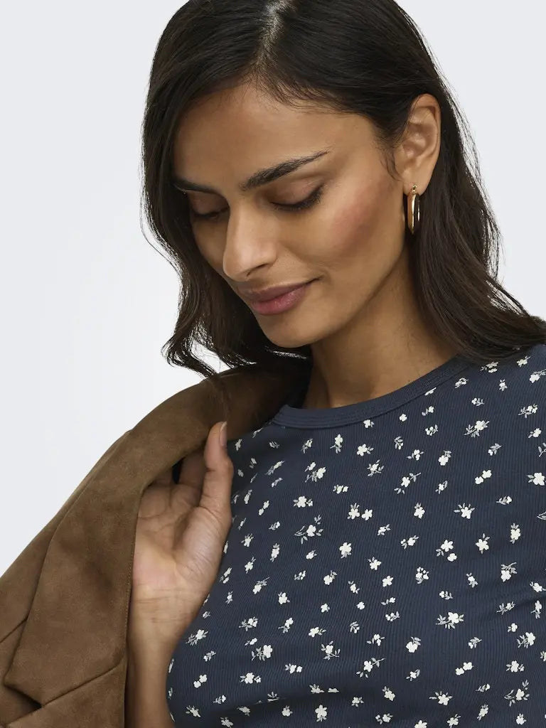Lucky Print T-Skjorte - Sky Captain/Soft Flower JDY