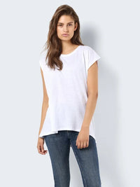 Mathilde Oversize T-Skjorte - White Noisy May