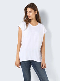 Mathilde Oversize T-Skjorte - White Noisy May