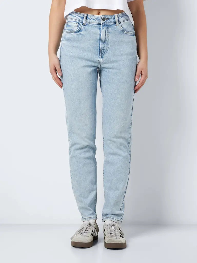 Moni Cropped Straight Jeans 359 - Light Blue Denim Noisy May