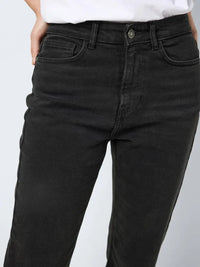 Moni Cropped Straight Jeans - Black Denim Noisy May