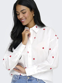 Nelly Loose Skjorte - White/Pink Heart JDY
