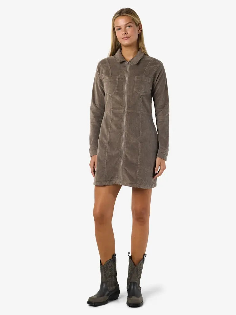 Nise Kordfløyelskjole - Morel Noisy May