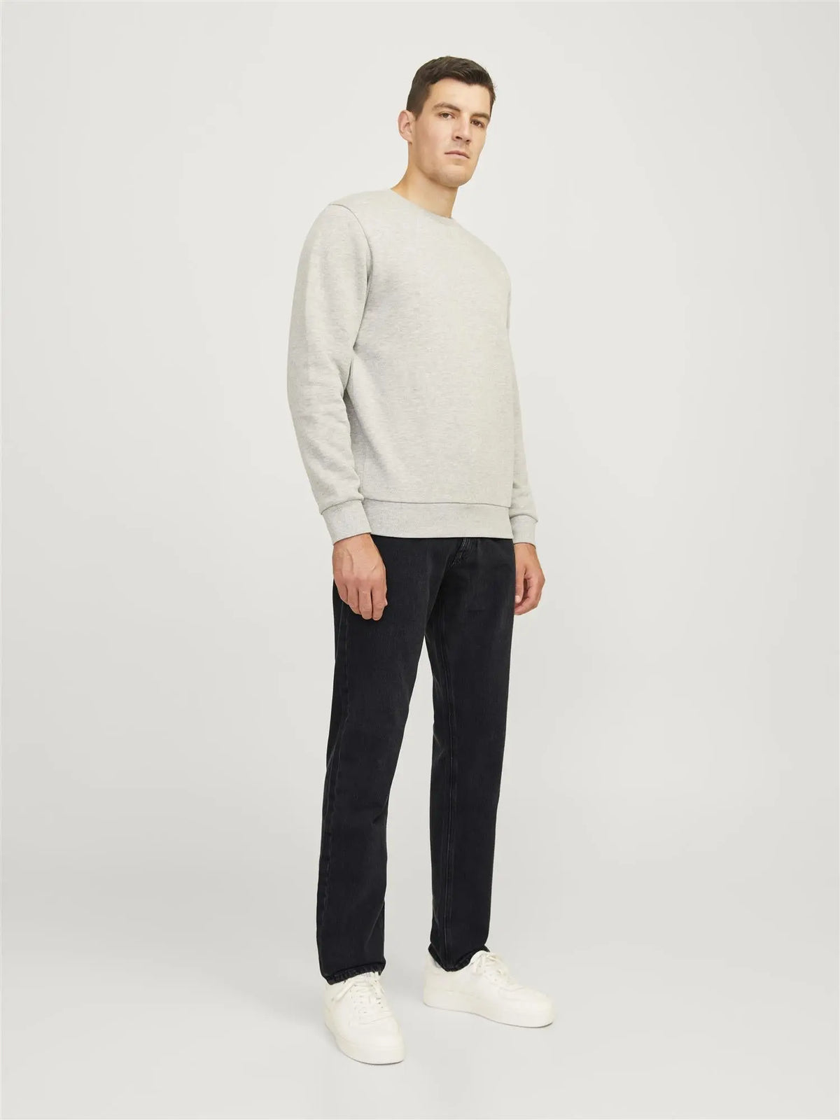 Ryan Relaxed Jeans 637 - Black Denim JJ Rebel