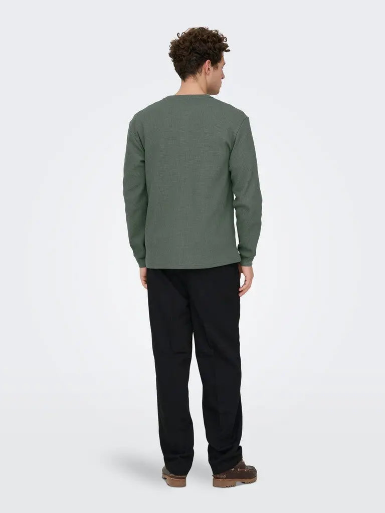 Tobie Grandad Tee - Castor Grey Only & Sons