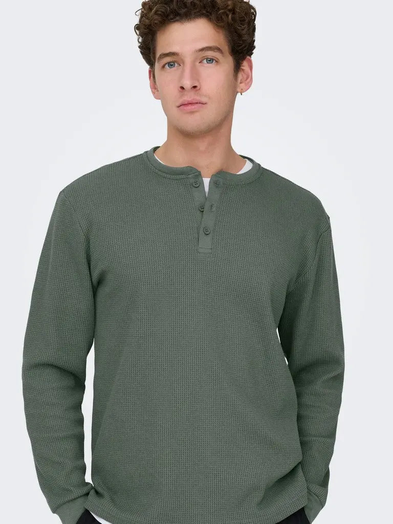 Tobie Grandad Tee - Castor Grey Only & Sons